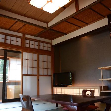 Nanaougi Hotel Atsugi Buitenkant foto